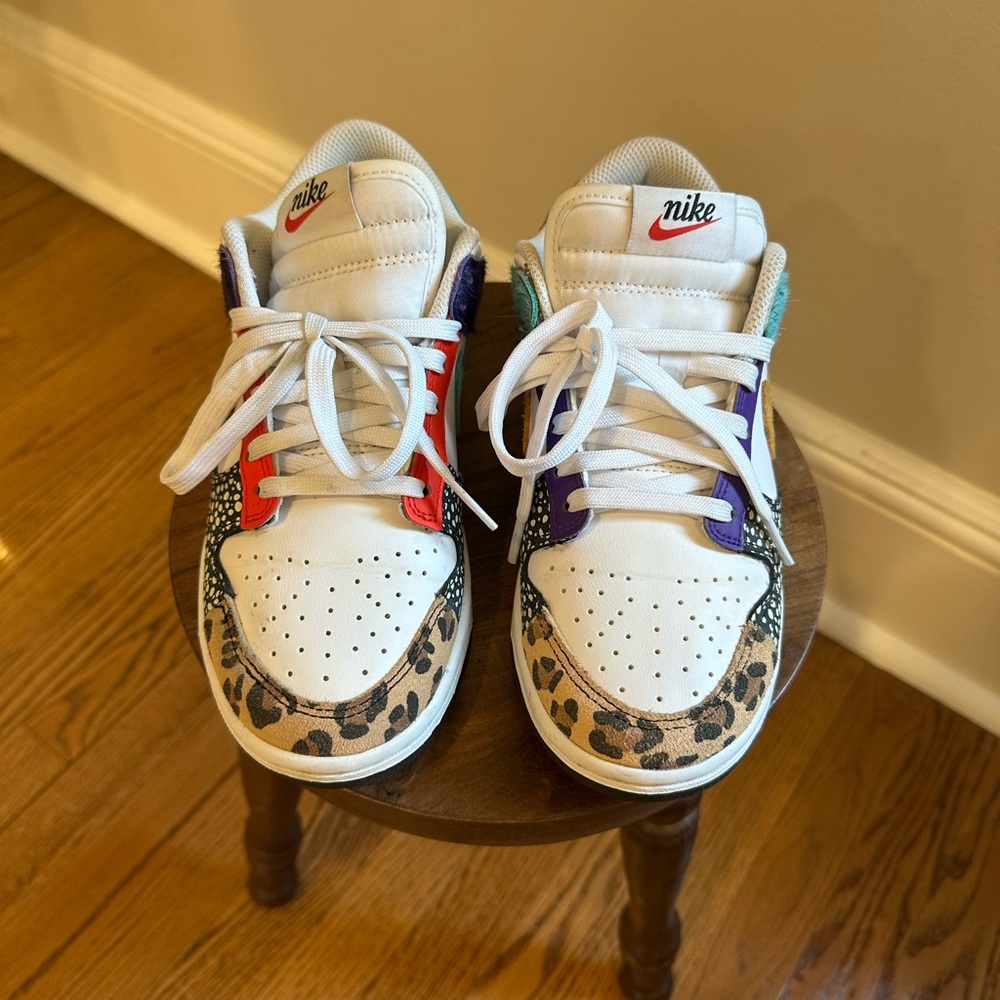 Women Nike dunks Low SE “Safari Mix”